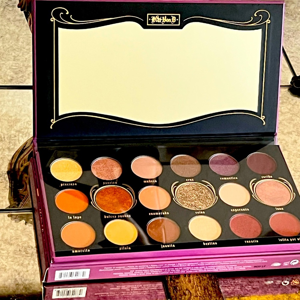 KAT VON MAKEUP D POR VIDA EYESHADOW PALETTE